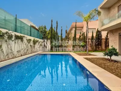 Spacieuse villa avec piscine privée à Targa