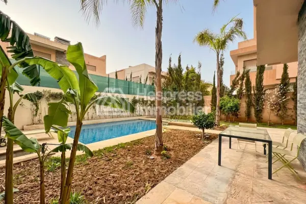 Spacieuse villa avec piscine privée à Targa