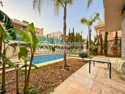 Spacieuse villa avec piscine privée à Targa