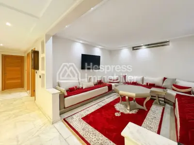Spacieuse villa avec piscine privée à Targa