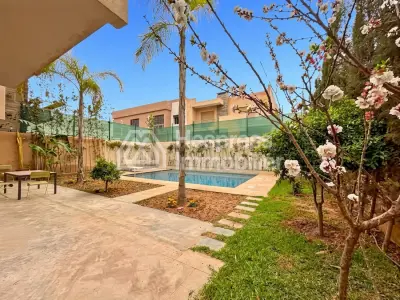 Spacieuse villa avec piscine privée à Targa