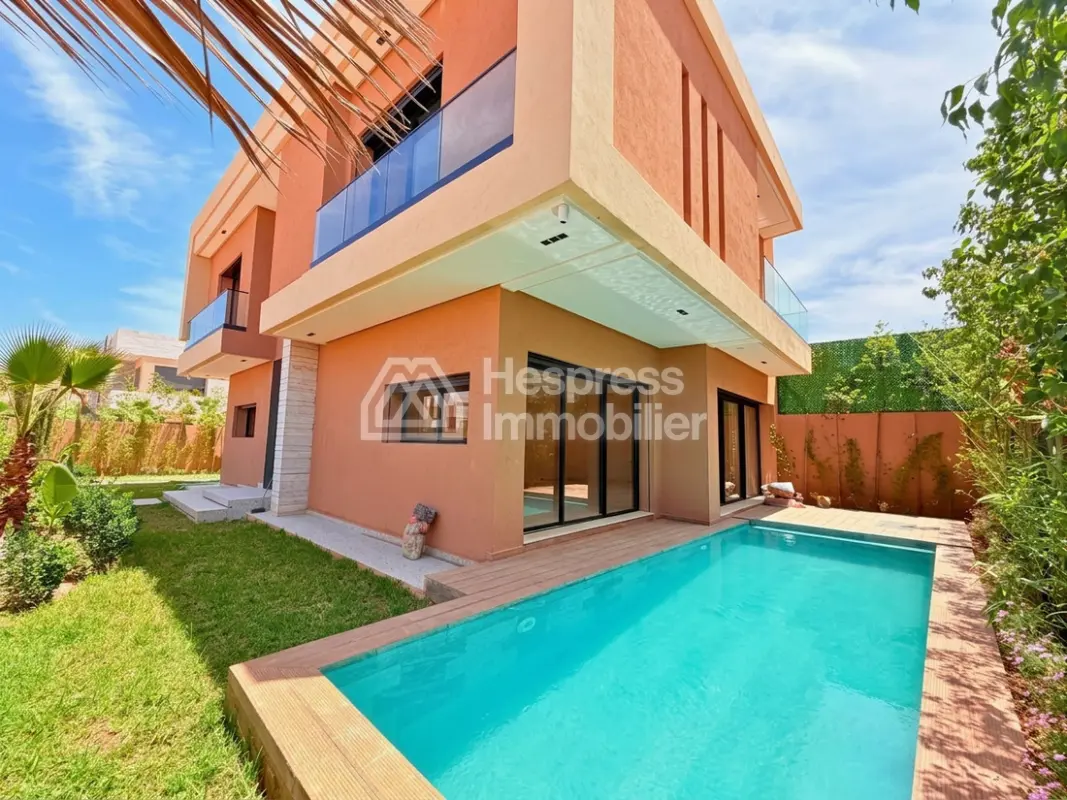 Belle villa avec piscine privée à Targa