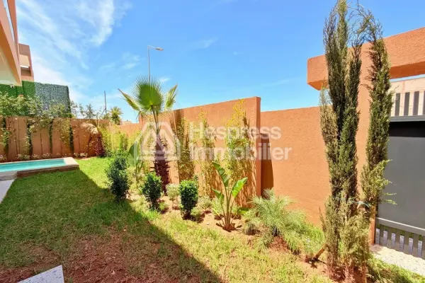 Belle villa avec piscine privée à Targa