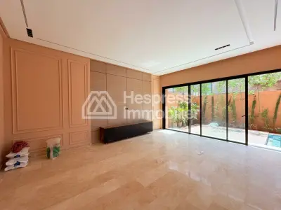 Belle villa avec piscine privée à Targa