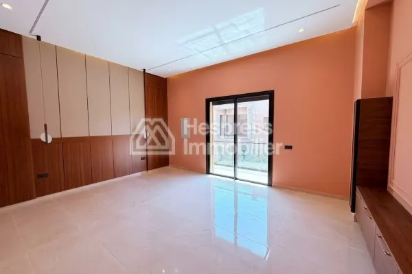Belle villa avec piscine privée à Targa