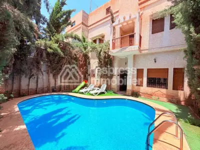 Beautiful 4-bedroom villa with private pool in Targa