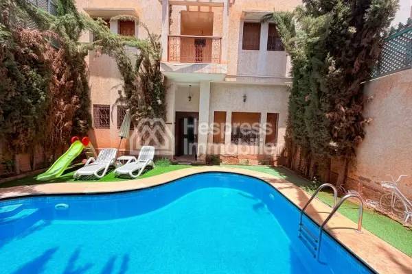 Beautiful 4-bedroom villa with private pool in Targa