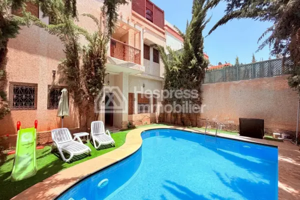 Beautiful 4-bedroom villa with private pool in Targa