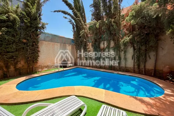 Beautiful 4-bedroom villa with private pool in Targa