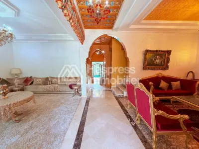 Beautiful 4-bedroom villa with private pool in Targa