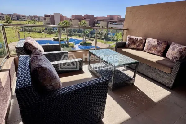 شقة رائعة بثلاث غرف نوم في بريستيجيا