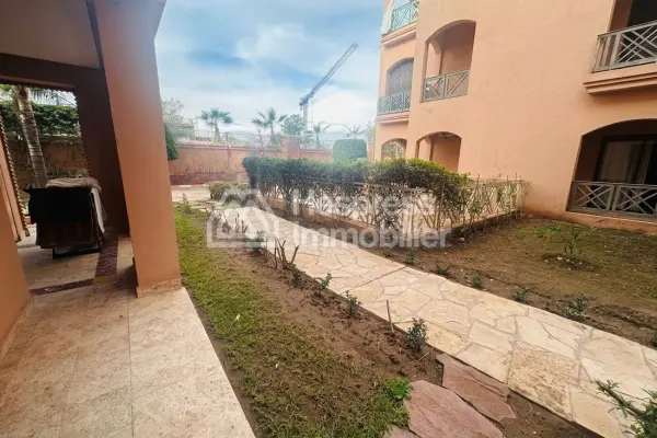 Magnifique rez de jardin 2 chambres – Agdal