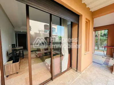Magnifique rez de jardin 2 chambres – Agdal