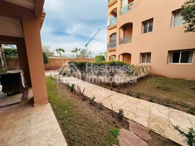 Magnifique rez de jardin 2 chambres – Agdal