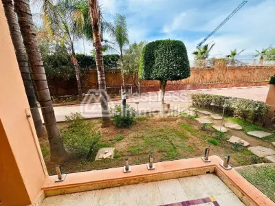 Magnifique rez de jardin 2 chambres – Agdal