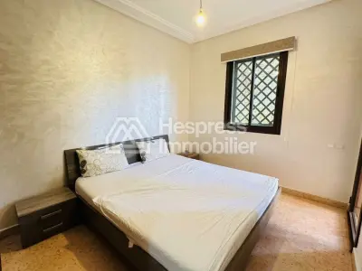 Magnifique rez de jardin 2 chambres – Agdal