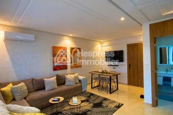 Beautiful 2-bedroom furnished apartment in a residence