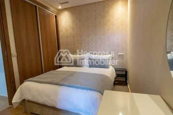 Beautiful 2-bedroom furnished apartment in a residence