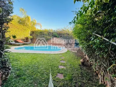 Furnished single-storey villa with private pool