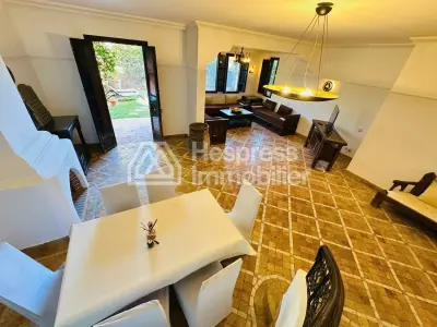 Furnished single-storey villa with private pool