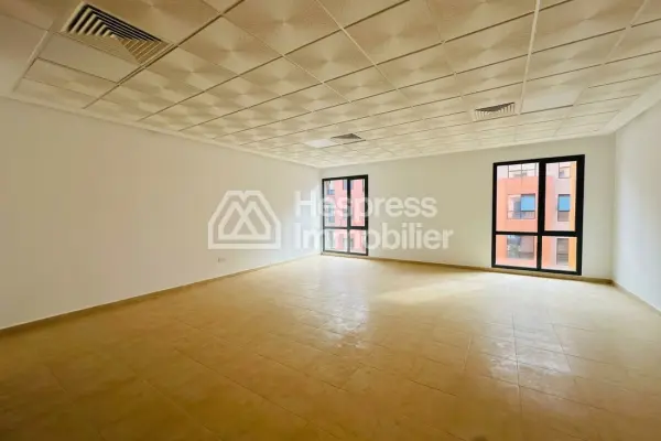 Office space of 67m² in a modern building at Gueliz