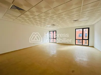 Office space of 67m² in a modern building at Gueliz