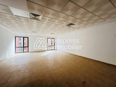 Office space of 67m² in a modern building at Gueliz