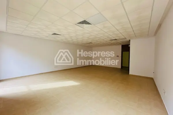 Office space of 67m² in a modern building at Gueliz