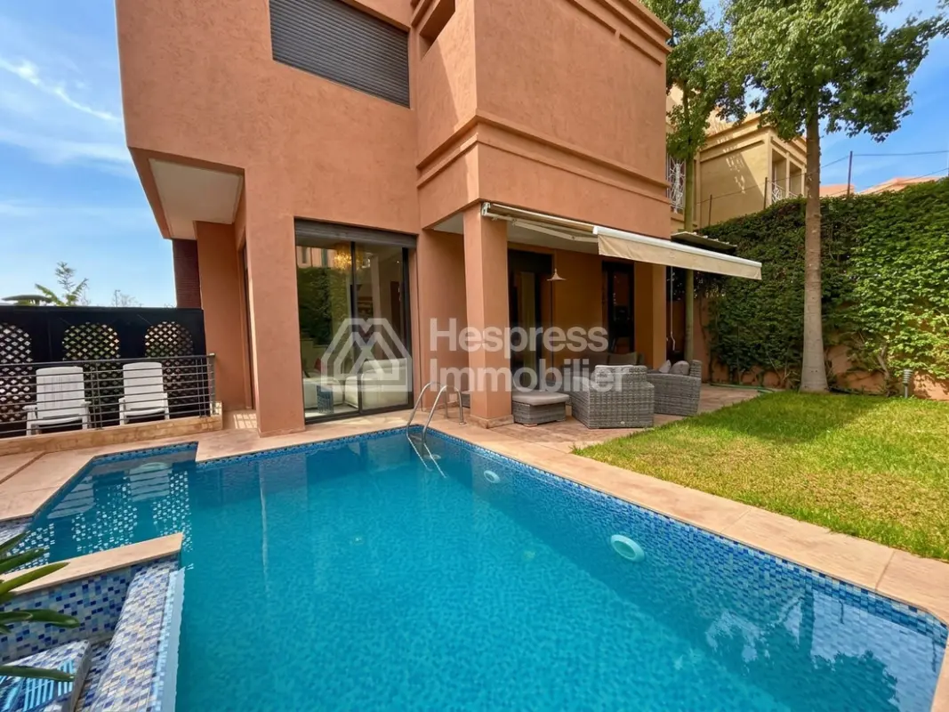 Splendid 4 bedroom villa with private pool in Targa