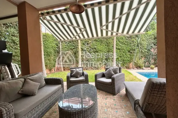 Splendid 4 bedroom villa with private pool in Targa