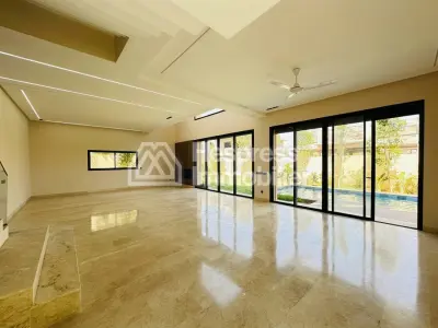 Magnificent modern villa with private pool in Targa