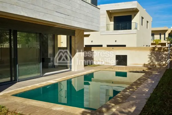 Magnifique Villa moderne avec piscine