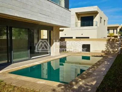 Magnifique Villa moderne avec piscine