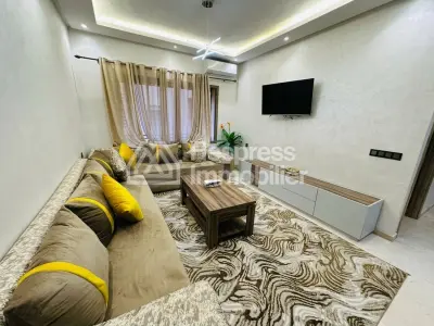Modern 2-bedroom apartment with pool