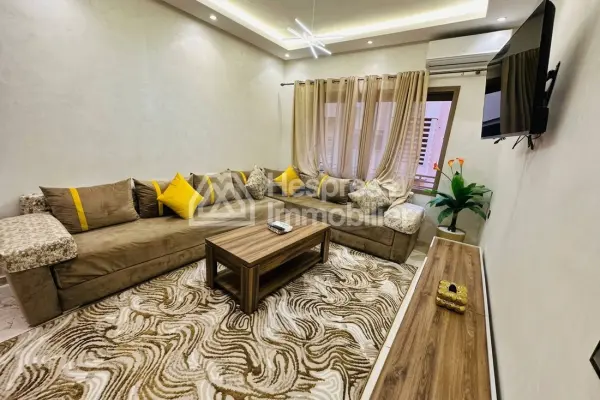 Modern 2-bedroom apartment with pool