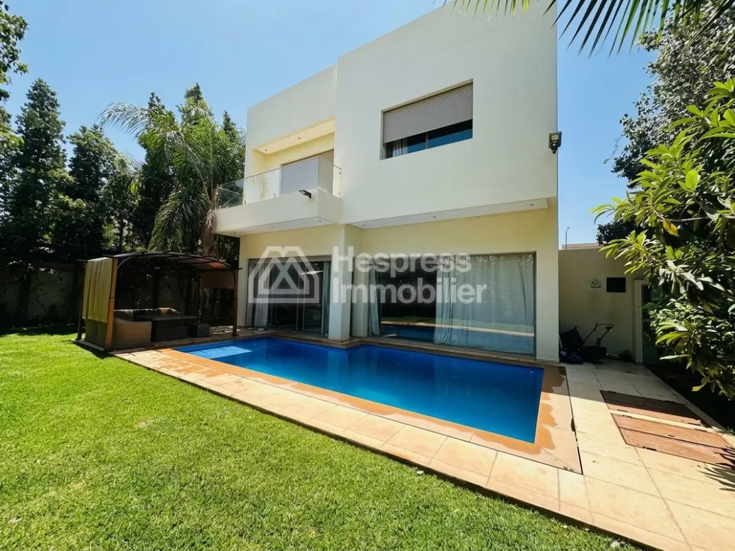 Belle villa de 500 m² avec piscine à Targa