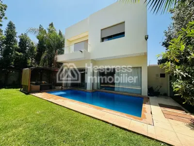 Belle villa de 500 m² avec piscine à Targa