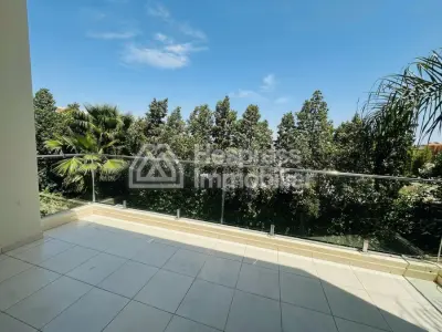 Belle villa de 500 m² avec piscine à Targa