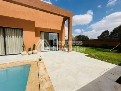 Single-story villa – 4 suites – Private pool