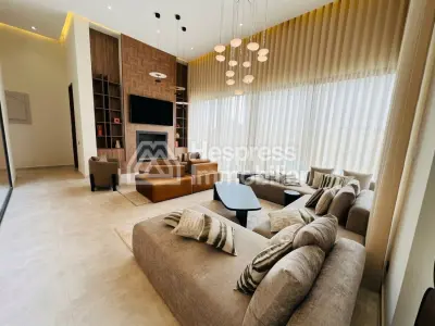Single-story villa – 4 suites – Private pool