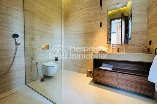 Single-story villa – 4 suites – Private pool