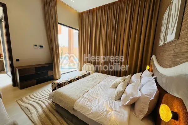 Single-story villa – 4 suites – Private pool