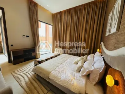 Single-story villa – 4 suites – Private pool