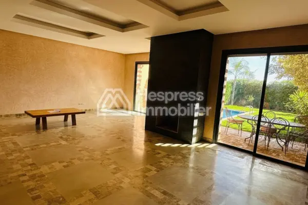 فيلا ساحرة بثلاث غرف نوم مع مسبح - منتجع جولف