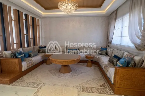 فيلا حديثة مفروشة رائعة على طريق أمزميز