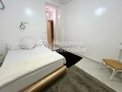 Belle villa meublée avec piscine privée à Targa