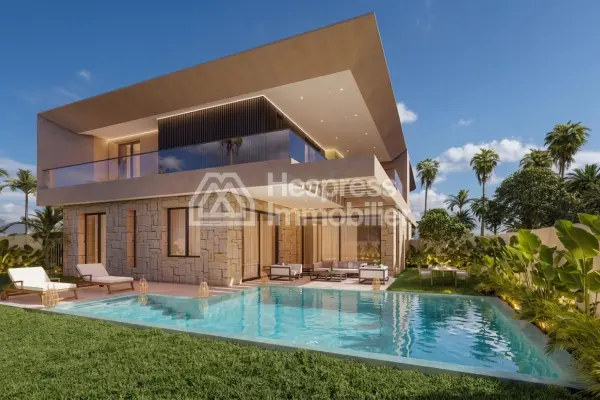 Luxurious modern villa with 4 suites and private pool