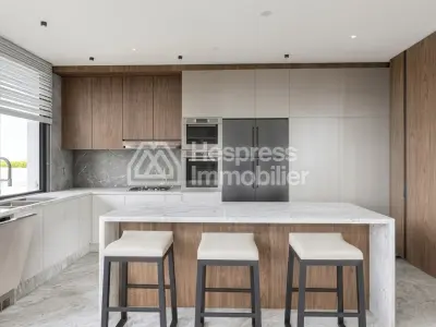 Luxueuse villa moderne 4 suites avec piscine privée