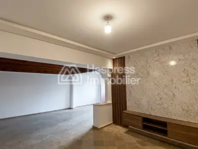 Spacieux appartement en plein Boulevard M6