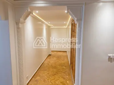 Spacieux appartement en plein Boulevard M6
